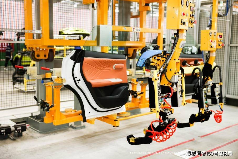 智造新標(biāo)桿，深藍(lán)S7從南京智慧工廠蓄勢(shì)待發(fā)